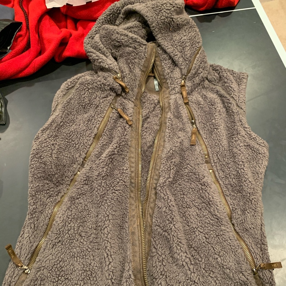 Kuhl women’s vest